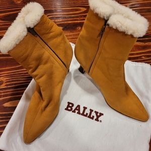 Bally Shearling Booties sz 8